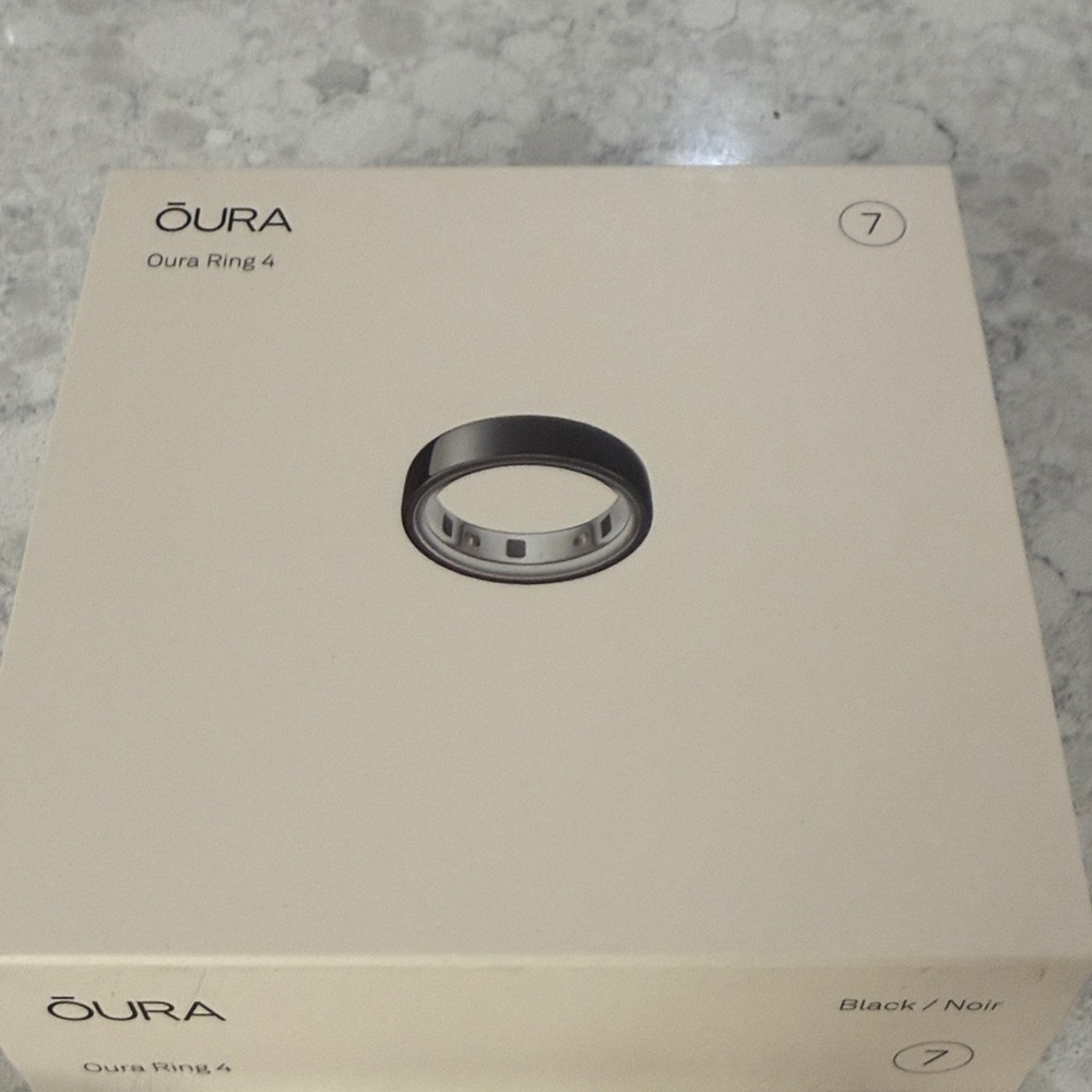 Oura ring Gen 4 size 7 - Picture 3 of 4